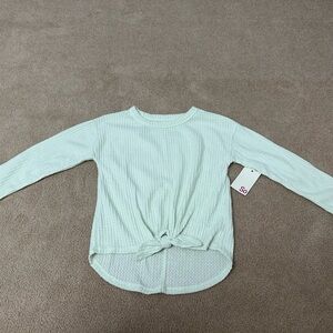 NWT Girls Long Sleeve Top size 6/6x Light Green